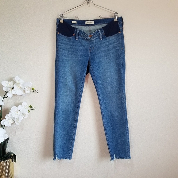 Madewell Maternity Side-Panel Skinny Jeans in Cordova Wash - Picture 3 of 12